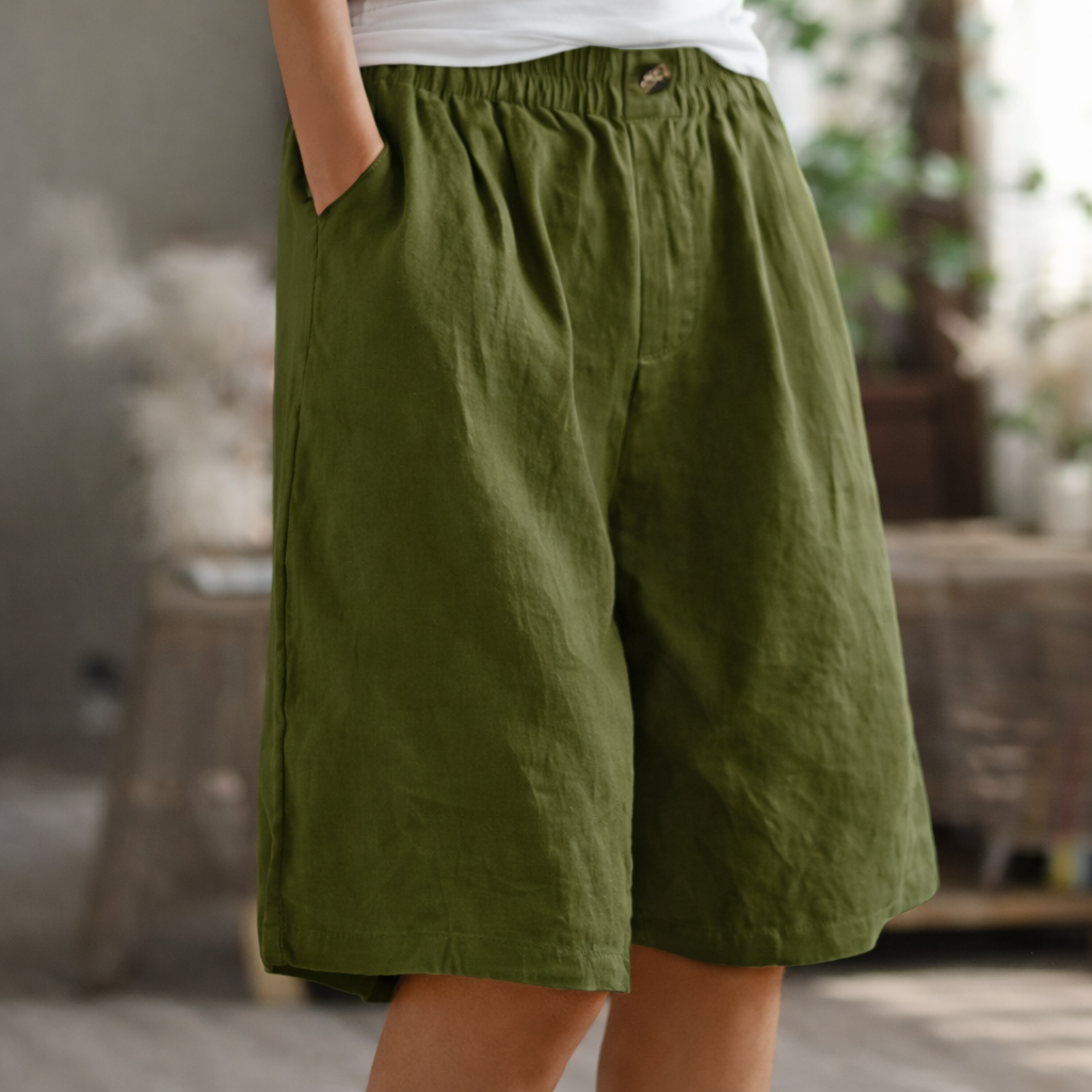 Women's Woven Shorts Elasticated Waist Tapered Leg Mid Thigh Casual