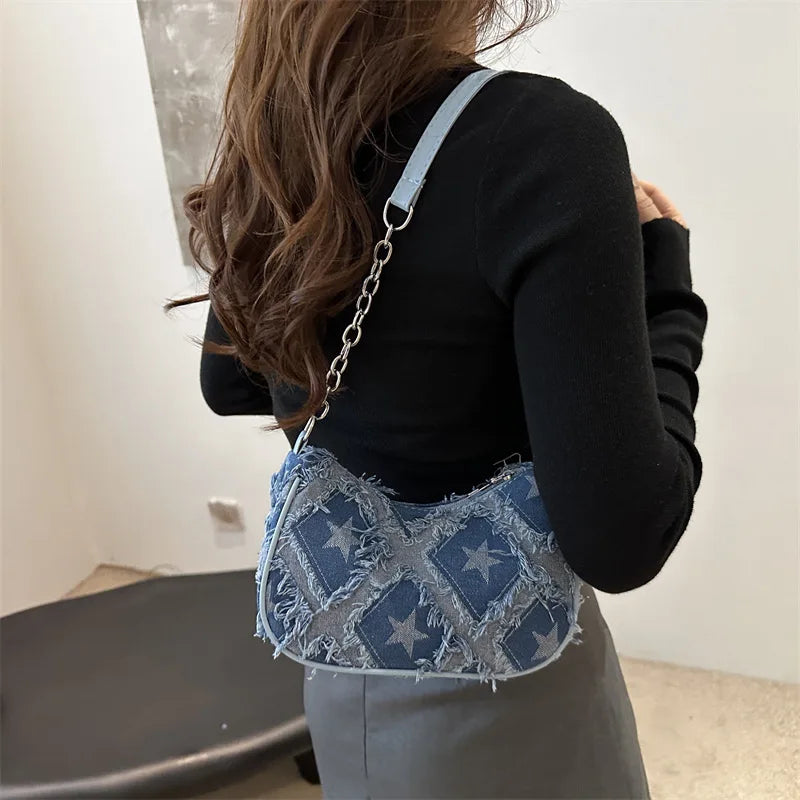 Crossbody Bag with Gradient Star Print and Chain Strap