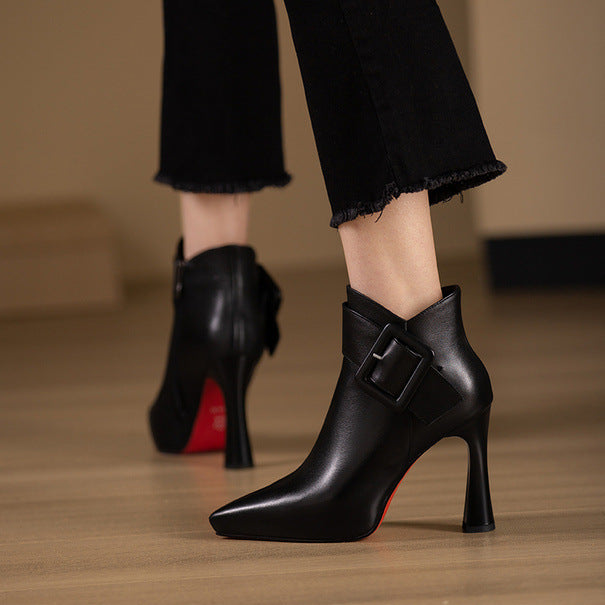 Vérone / Platform Ankle Boots Pointed Toe Chunky Heel Boots with Buckle Detail