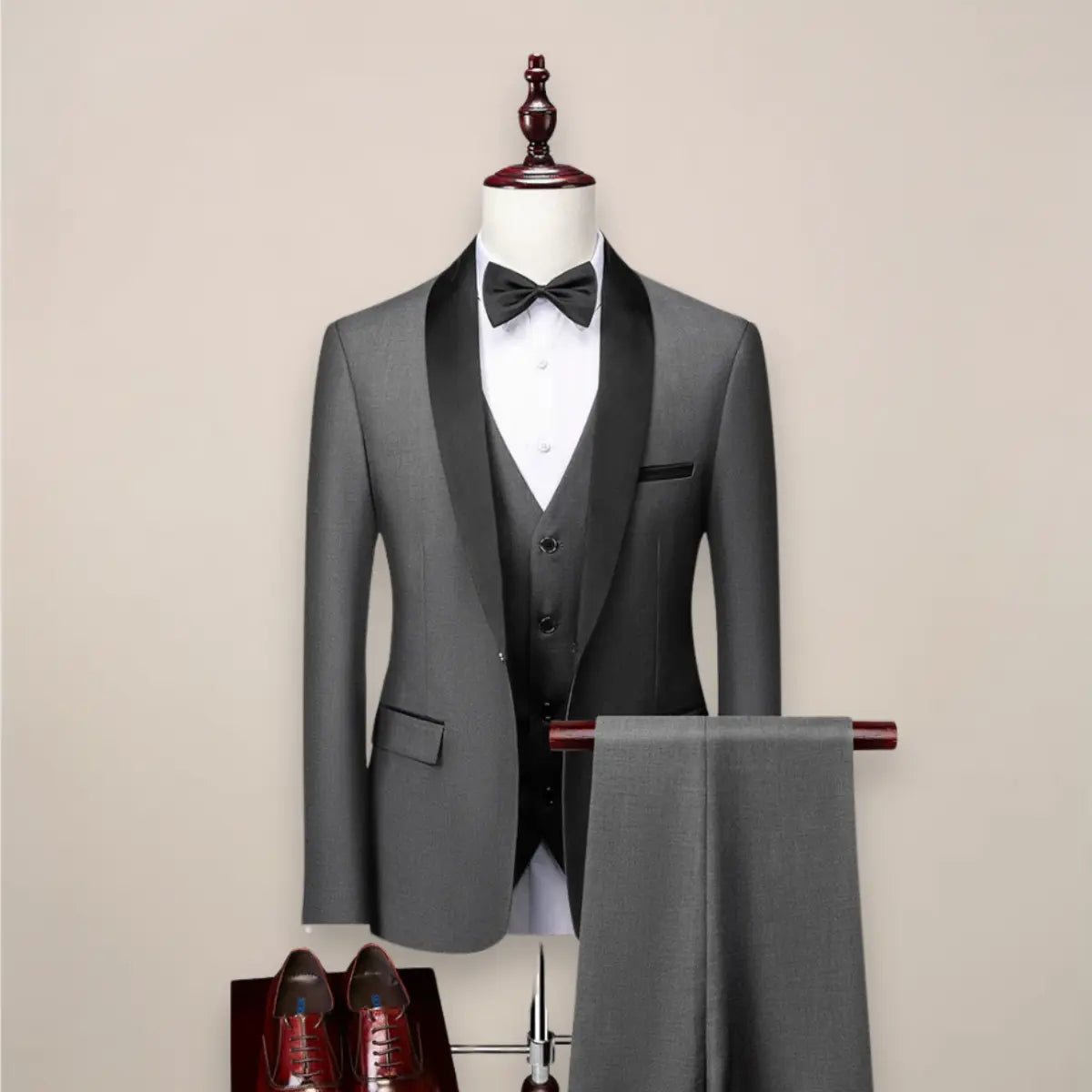 Reginald | Men's Slim-Fit Three-Piece Tuxedo Suit for Formal Events - original photo 4