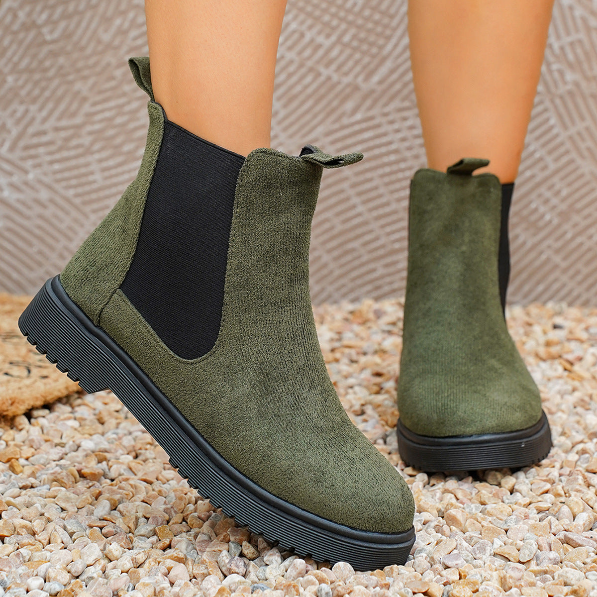 Women's Chunky Sole Chelsea Boots, Pull-On Platform Ankle Boots with Elastic Gusset