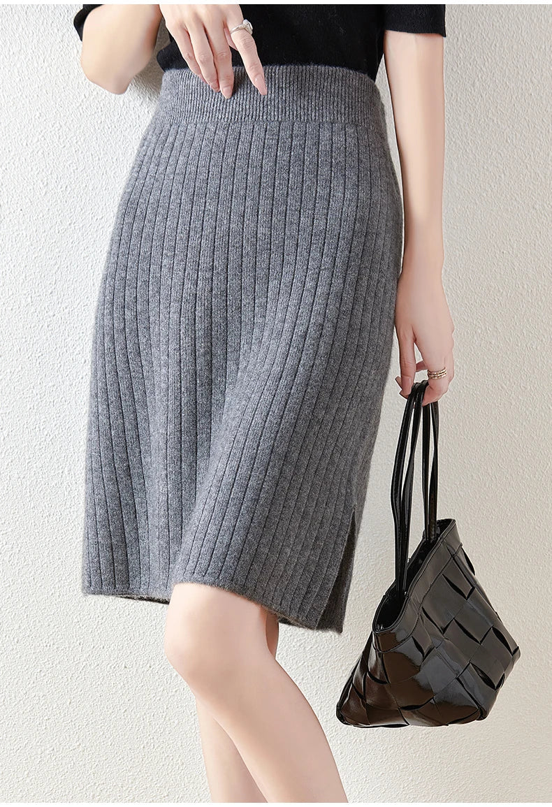 Marielle / Merino Wool Ribbed Midi Skirt