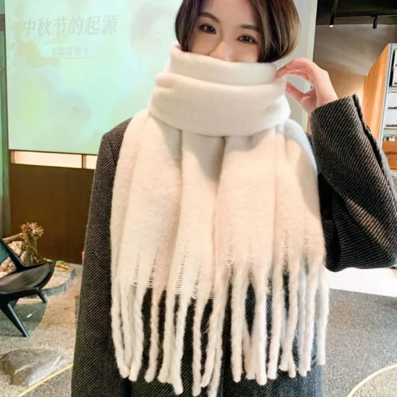 Léonie / Women’s Mohair Winter Scarf