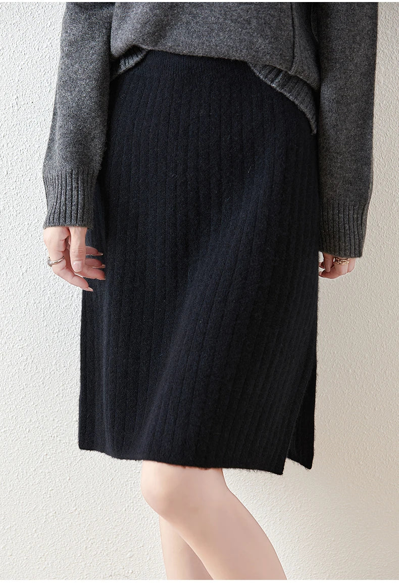 Marielle / Merino Wool Ribbed Midi Skirt