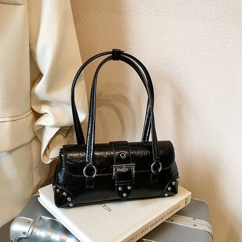 Shoulder Bag in Retro Canvas