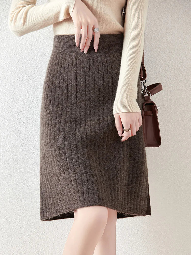 Marielle / Merino Wool Ribbed Midi Skirt