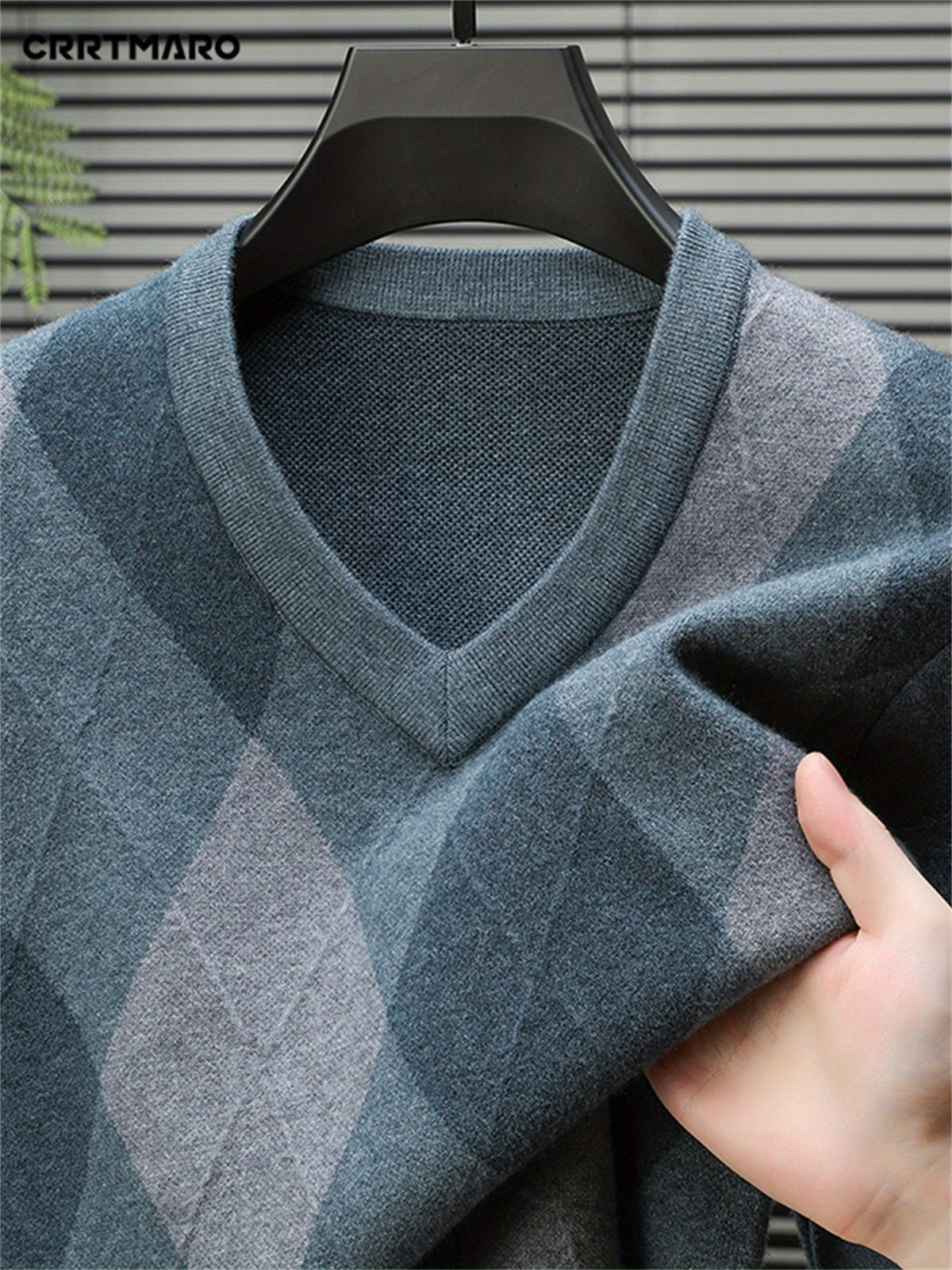 Elias | Men's Classic V-Neck Argyle Pattern Jumper - image 7