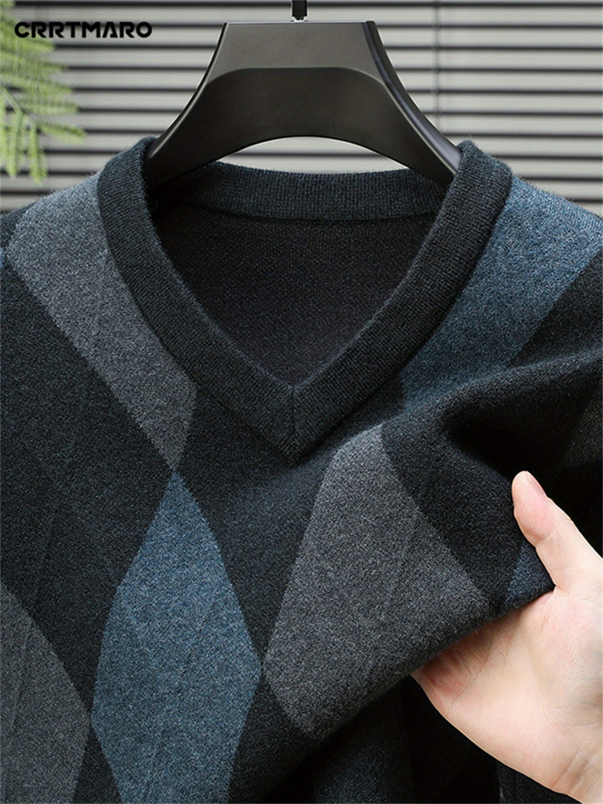 Elias | Men's Classic V-Neck Argyle Pattern Jumper - image 12
