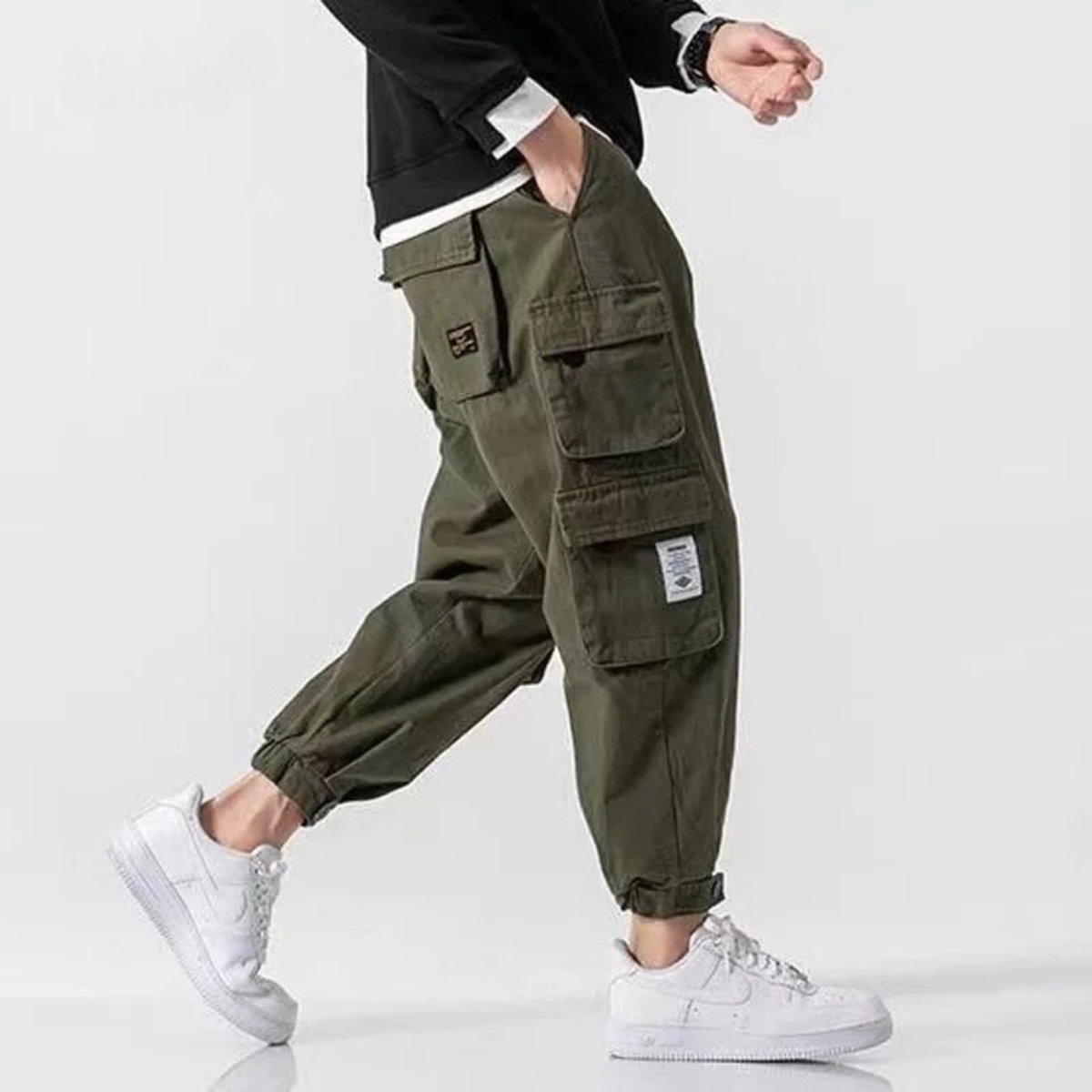 Wallace | Men's Tapered Cargo Trousers with Flap Pockets – original product image 6