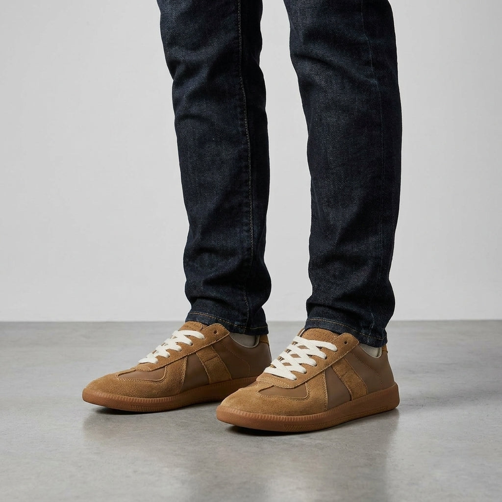 Stellan | Men's Retro Panelled Lace-Up Low-Top Trainers source image 1