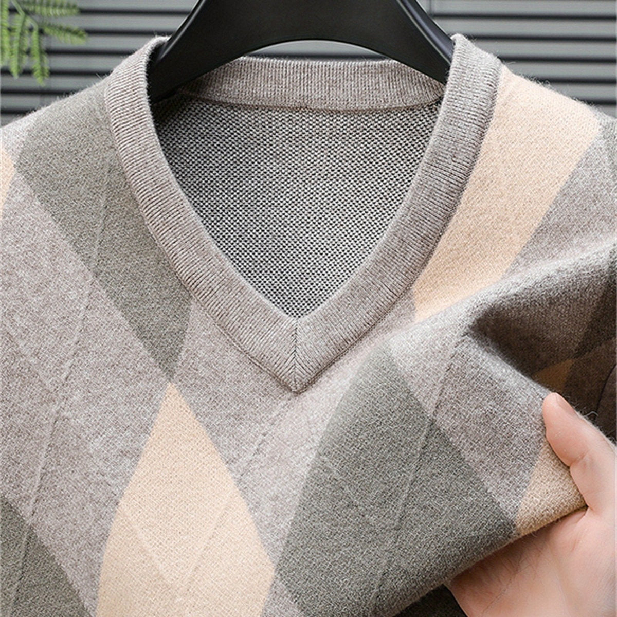 Elias | Men's Classic V-Neck Argyle Pattern Jumper - image 1