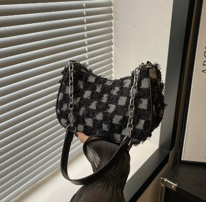 Crossbody Bag with Gradient Star Print and Chain Strap
