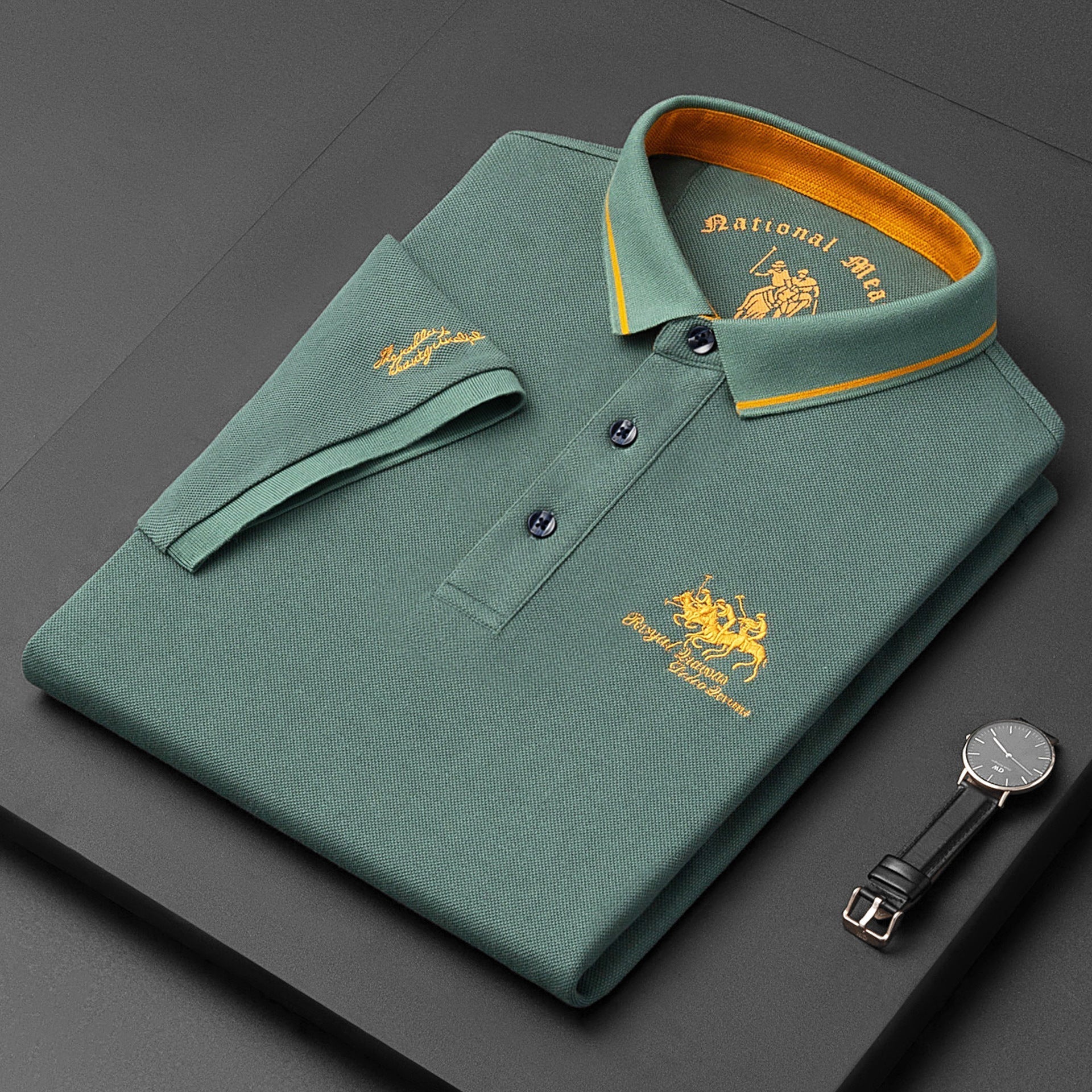Kai / Men’s Short Sleeve Polo Shirt with Embroidered Detail