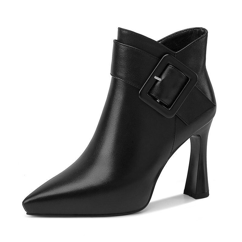 Vérone / Platform Ankle Boots Pointed Toe Chunky Heel Boots with Buckle Detail