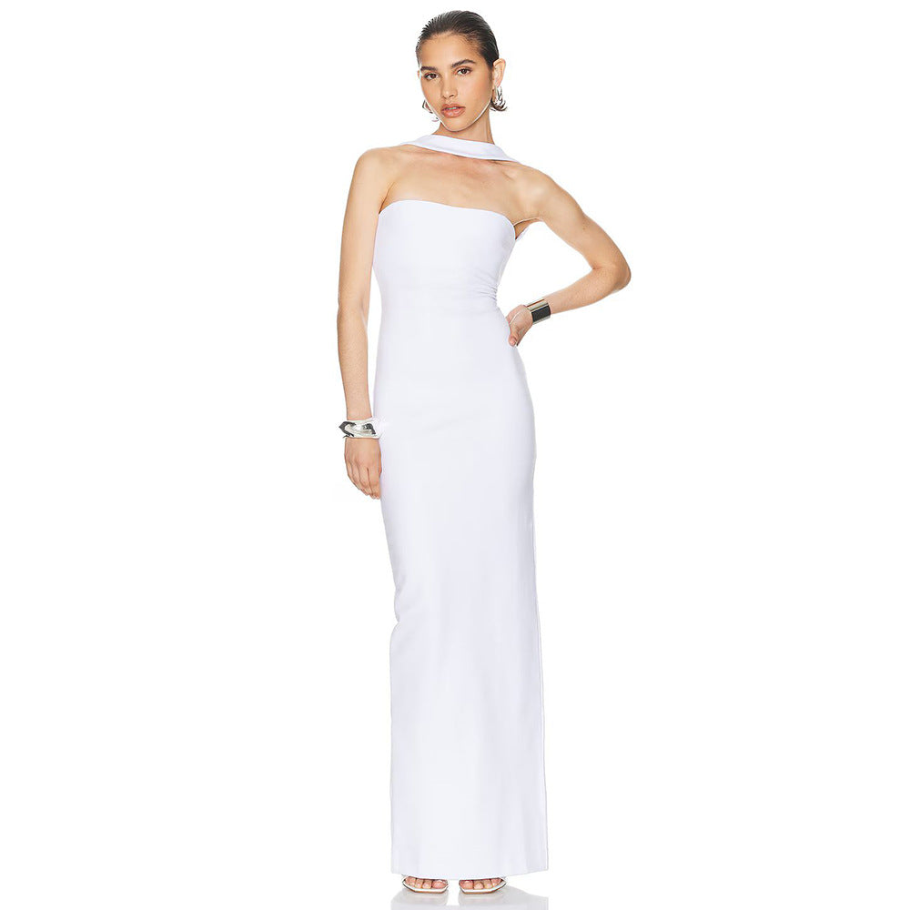 Aureline / Halter Neck Slim Fit Maxi Dress