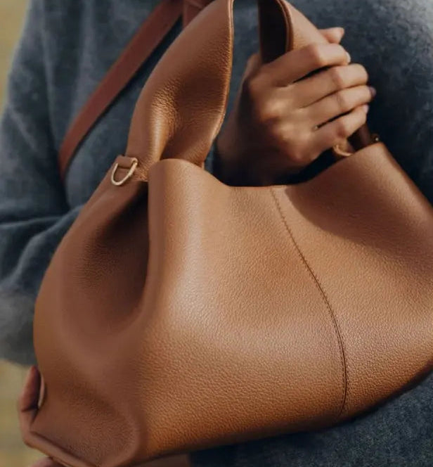 Crossbody Bag in Cloud Dumpling Style