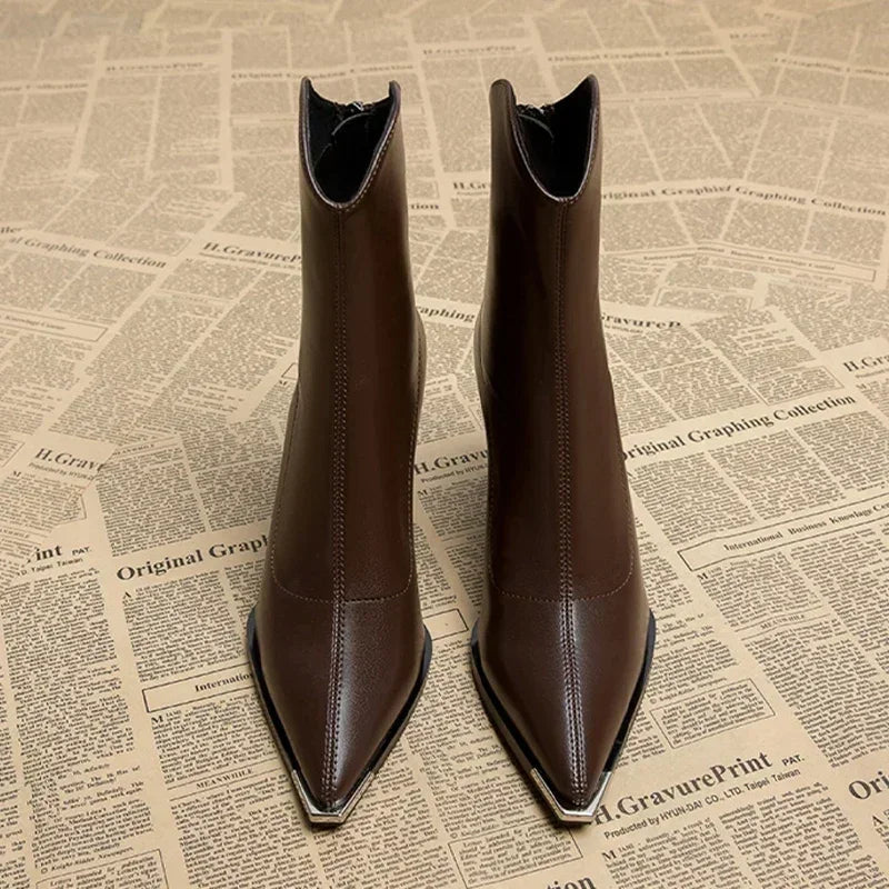 Chelsea / Premium Leather Chelsea Boot with Chrome Toe Accent