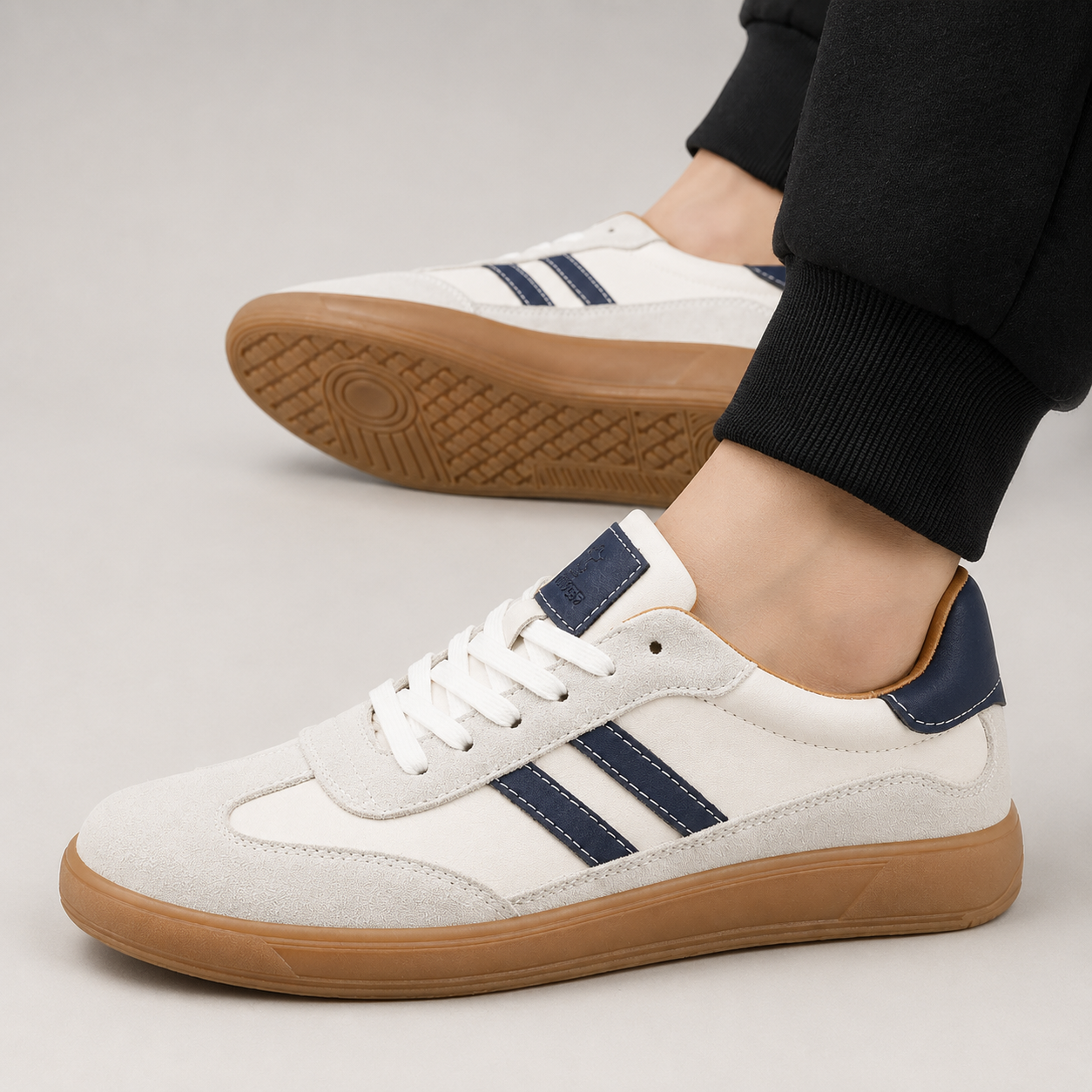 Men's Nubuck Leather Sneakers Low Top Lace Up