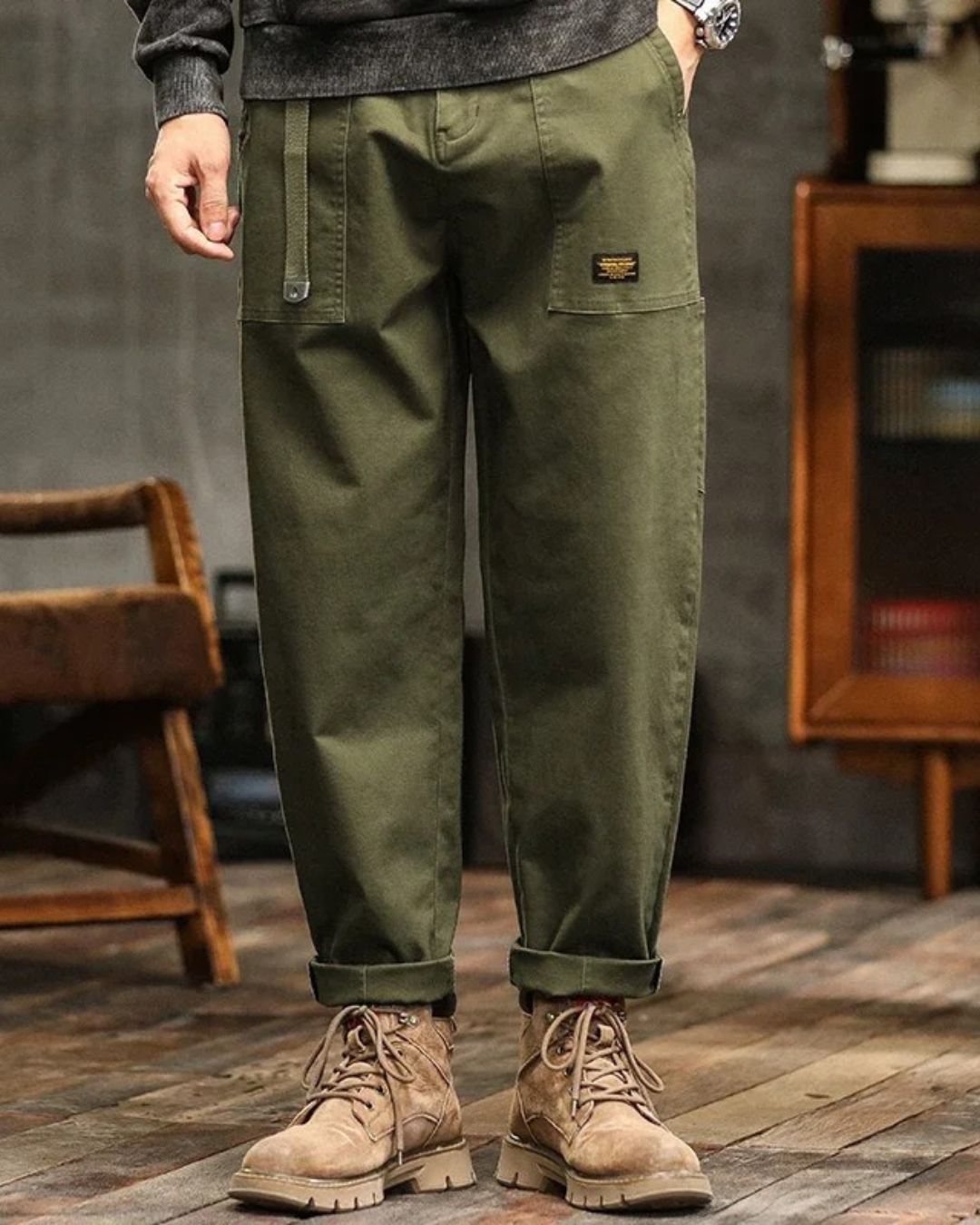 Elo / Men’s Cotton Cargo Trousers with Straight-Leg Fit
