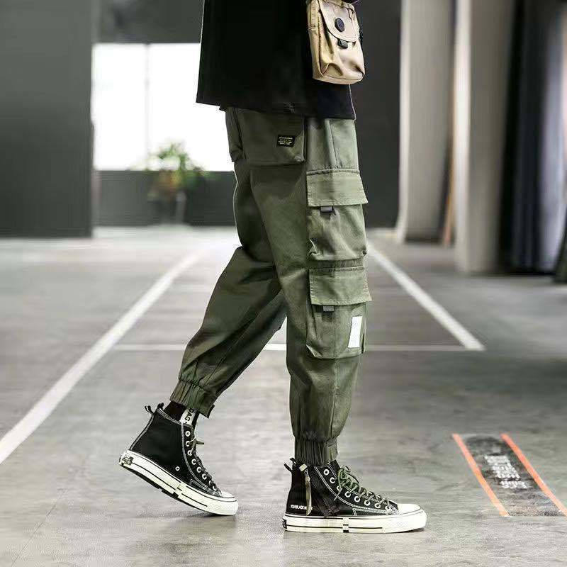 Wallace | Men's Tapered Cargo Trousers with Flap Pockets – original product image 4